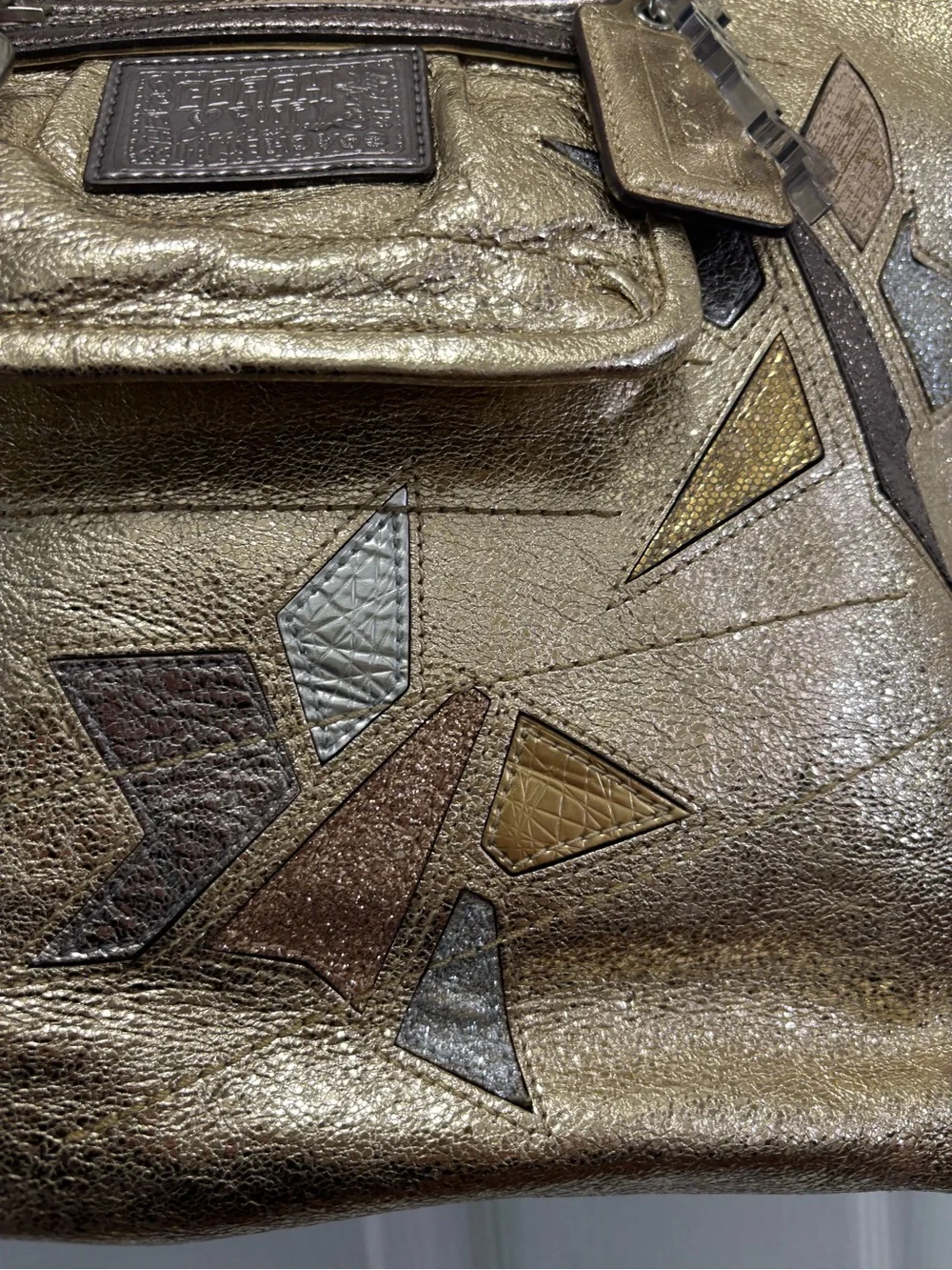 Coach Poppy G1069-16050 LIMITED EDITION Metallic Gold Star Spotlight Tote NWOT - Picture 9 of 16